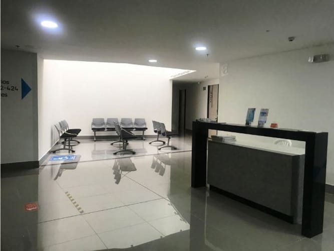 Consultorio en arriendo en Cajicá, 36 m² · foto 6 de 24