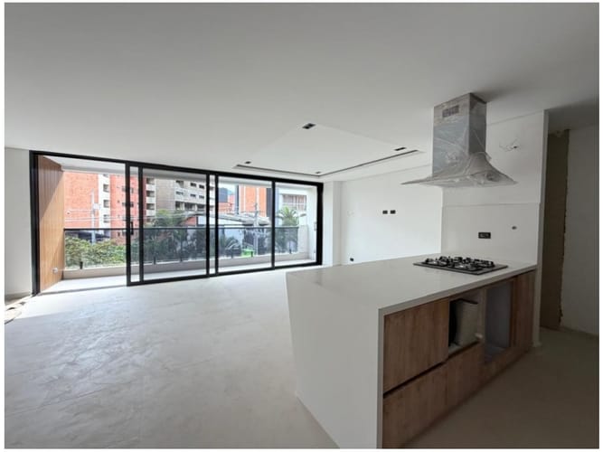 Apartamento de 3 alcobas en venta en Lorena, Medellín, 115 m² · foto 3 de 13