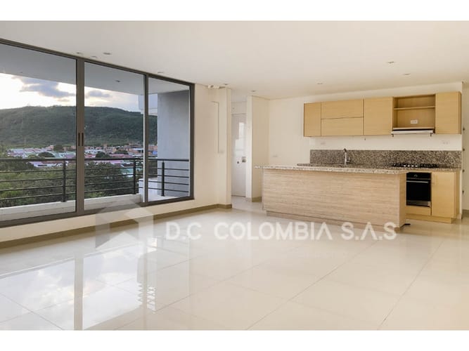 Apartamento de 3 alcobas en venta en Aqualina, Girardot, 97 m² · foto 2 de 8