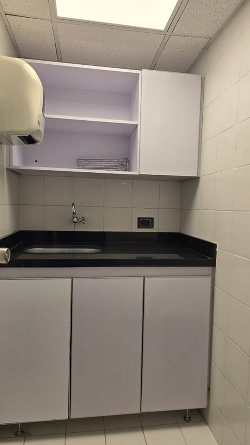 Oficina en arriendo en La Aguacatala, Medellín, 130 m² · foto 6 de 13