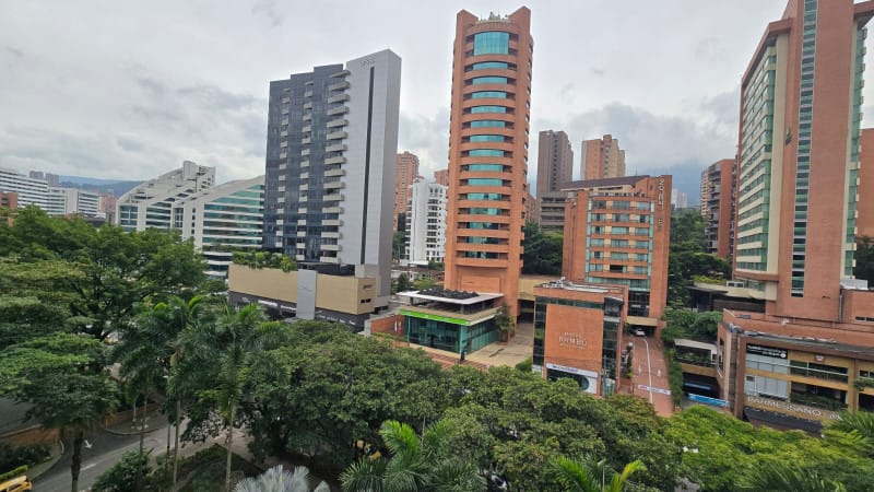 Oficina en arriendo en La Aguacatala, Medellín, 130 m² · foto 10 de 13