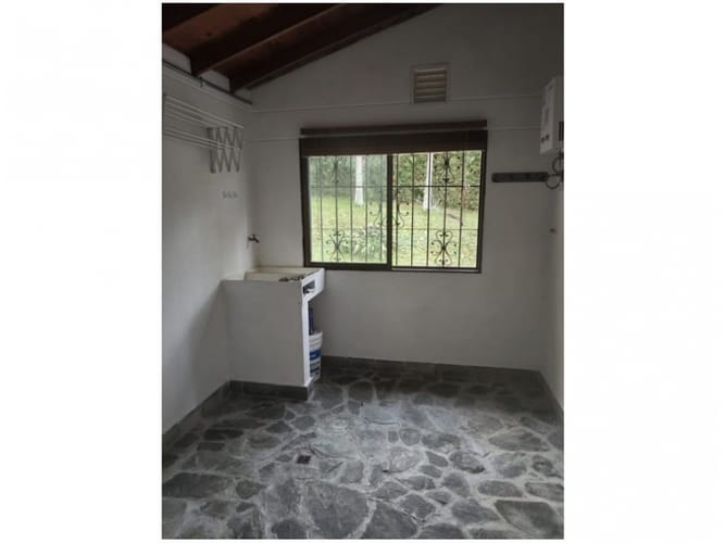 Casa de 4 alcobas en venta en Loma Del Escobero, Envigado, 250 m² · foto 13 de 19