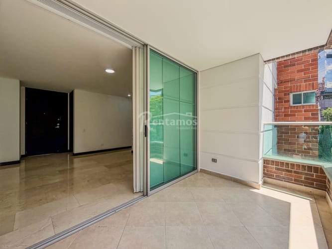 Apartamento de 3 alcobas en venta en Santa Maria De Los Angeles, Medellín, 134 m² · foto 2 de 24