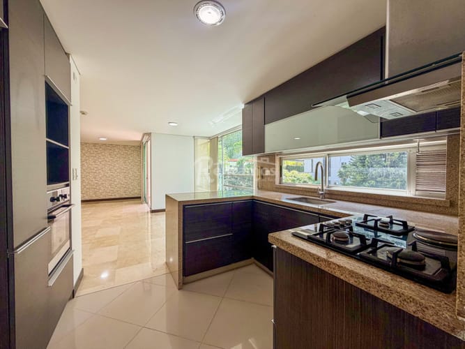 Apartamento de 3 alcobas en venta en Santa Maria De Los Angeles, Medellín, 134 m² · foto 3 de 24