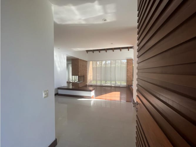 Casa de 4 alcobas en venta en Bojaca, Chía, 289 m² · foto 3 de 24