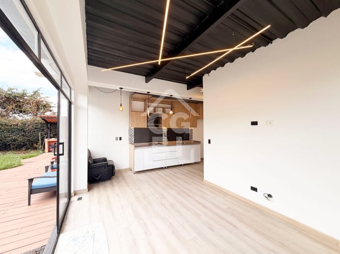 Casa de 4 alcobas en venta en La Virgen Sector La Balsa, Chía, 589 m² · foto 3 de 18