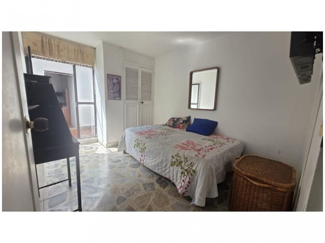 Apartamento de 3 alcobas en venta en Rosales, Medellín, 183 m² · foto 9 de 13