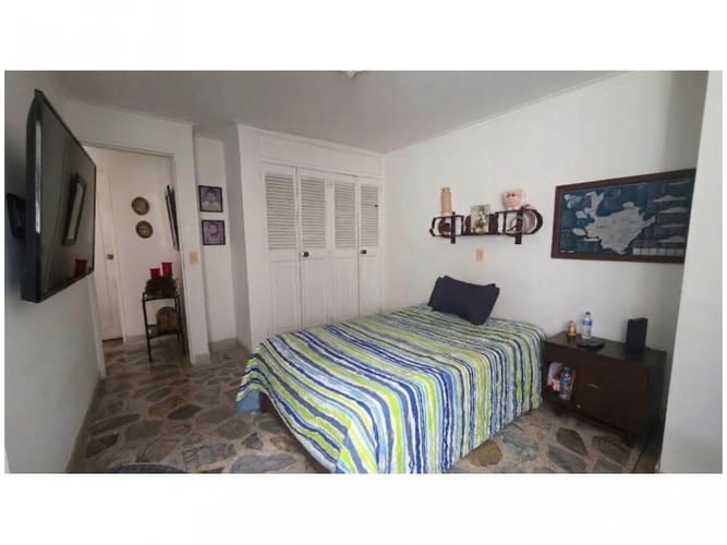 Apartamento de 3 alcobas en venta en Rosales, Medellín, 183 m² · foto 12 de 13
