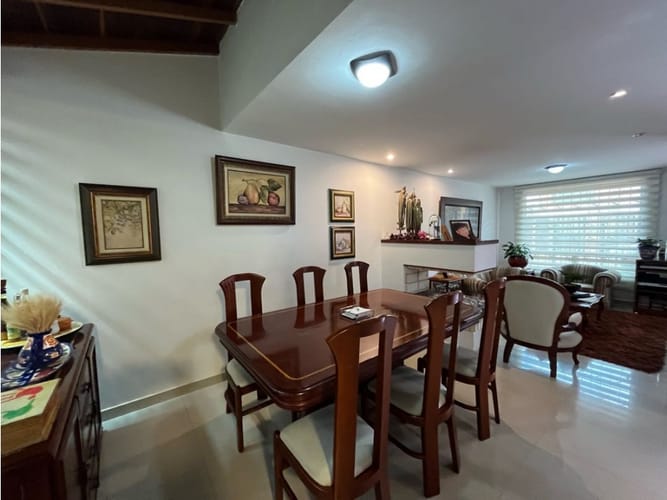 Casa de 4 alcobas en venta en Cota, 140 m² · foto 9 de 24