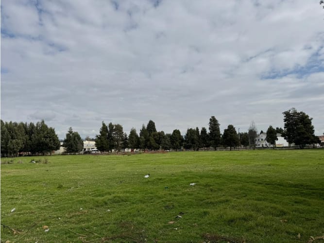 Lote en venta en Bojaca, Chía, 22785 m² · foto 2 de 24