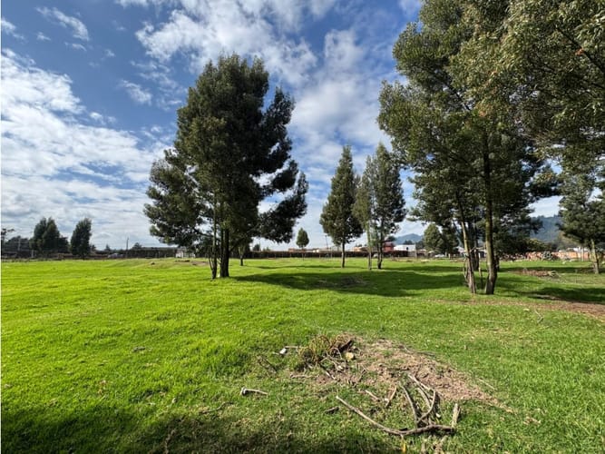 Lote en venta en Bojaca, Chía, 22785 m² · foto 12 de 24