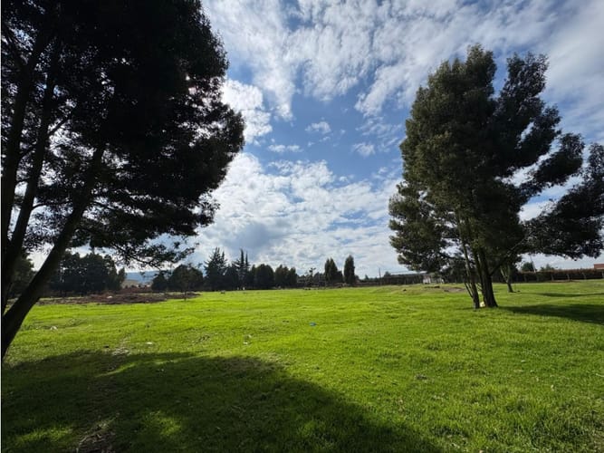 Lote en venta en Bojaca, Chía, 22785 m² · foto 14 de 24
