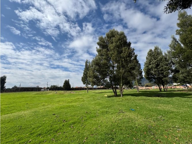 Lote en venta en Bojaca, Chía, 22785 m² · foto 15 de 24