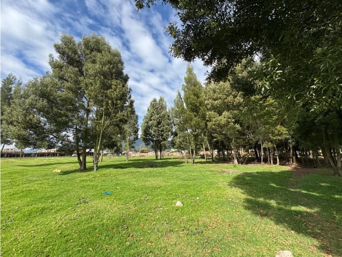 Lote en venta en Bojaca, Chía, 22785 m² · foto 17 de 24