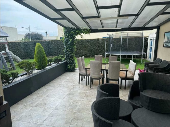 Casa de 3 alcobas en venta en Villa Olimpica, Cajicá, 260 m² · foto 3 de 24