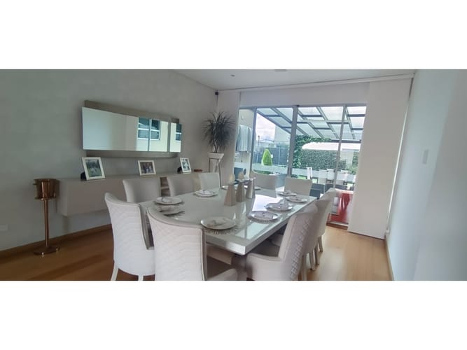 Casa de 3 alcobas en venta en Villa Olimpica, Cajicá, 260 m² · foto 9 de 24