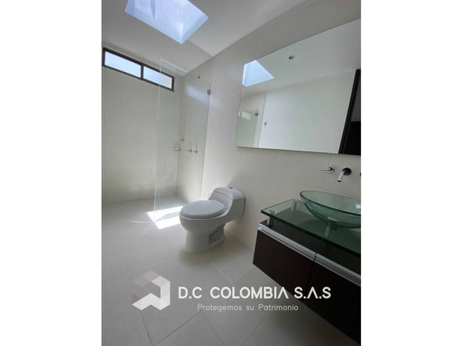 Casa de 4 alcobas en venta en Cota, 257 m² · foto 3 de 11