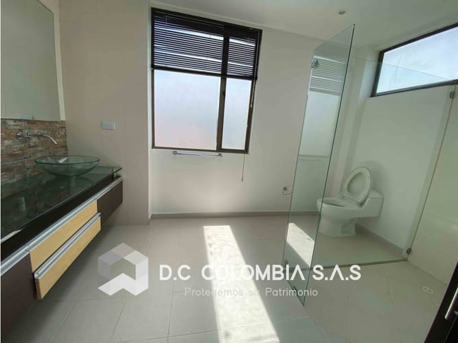 Casa de 4 alcobas en venta en Cota, 257 m² · foto 4 de 11