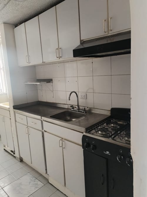 Apartamento de 3 alcobas en venta en Engativá, Bogotá, 54 m² · foto 4 de 13