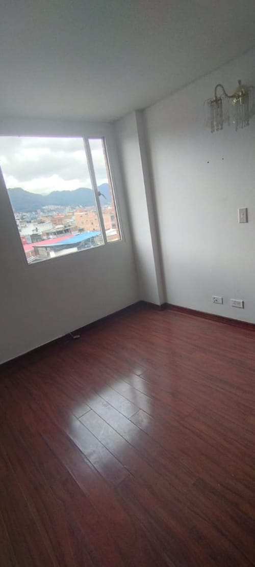 Apartamento de 3 alcobas en venta en Engativá, Bogotá, 54 m² · foto 12 de 13