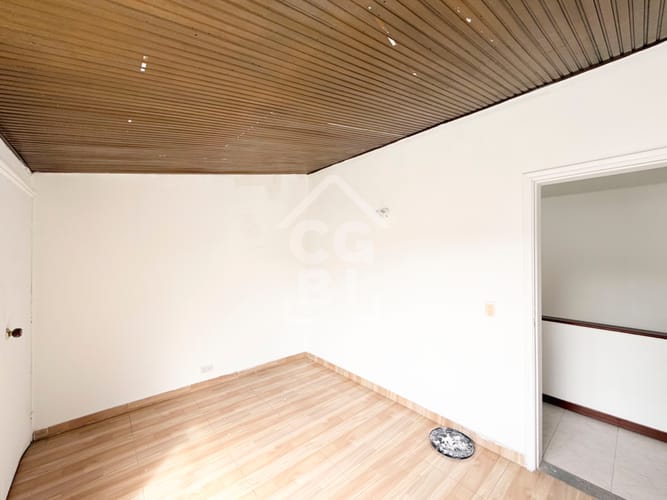Casa de 6 alcobas en arriendo en Normandia, Bogotá, 321 m² · foto 15 de 24
