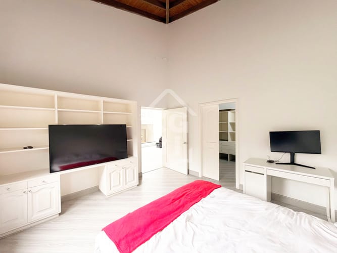 Casa de 5 alcobas en venta en Yerbabuena, Chía, 774 m² · foto 18 de 24