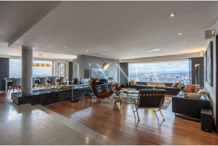 Apartamento de 3 alcobas en venta en Chicó Alto, Bogotá, 331 m² · foto 5 de 15