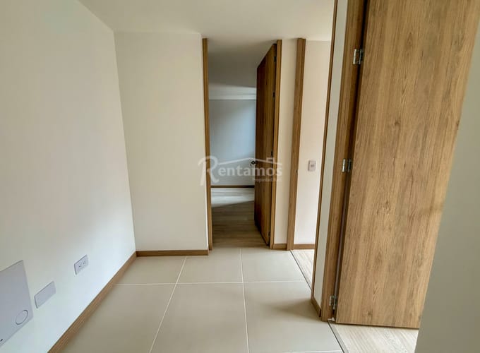 Apartamento de 3 alcobas en arriendo en Camino Verde, Envigado, 55 m² · foto 12 de 22