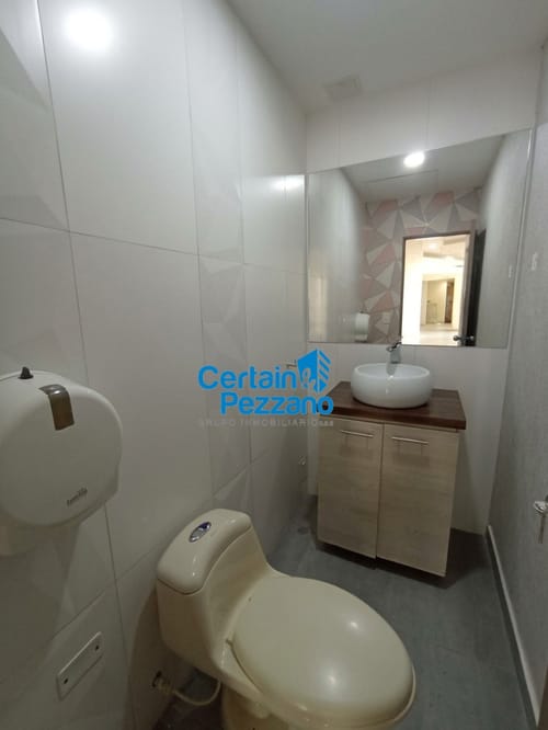 Local en arriendo en El Golf, Barranquilla, 102 m² · foto 5 de 13