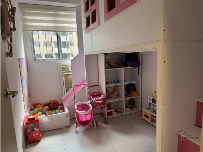 Apartamento de 3 alcobas en venta en Zona Centro, Envigado, 89 m² · foto 11 de 21