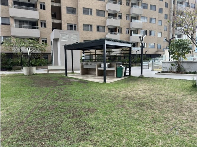 Apartamento de 3 alcobas en venta en Zona Centro, Envigado, 89 m² · foto 16 de 21