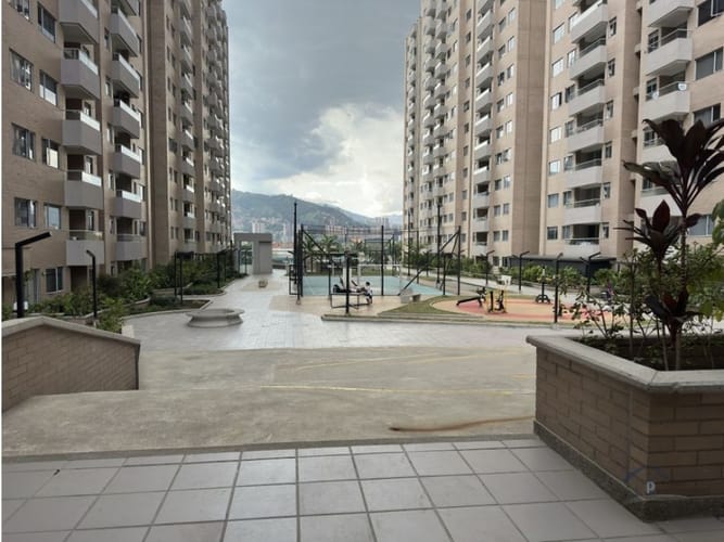 Apartamento de 3 alcobas en venta en Zona Centro, Envigado, 89 m² · foto 20 de 21