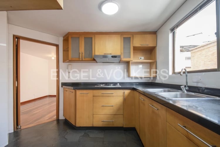 Apartamento de 3 alcobas en venta en Chicó Navarra, Bogotá, 116 m² · foto 5 de 13