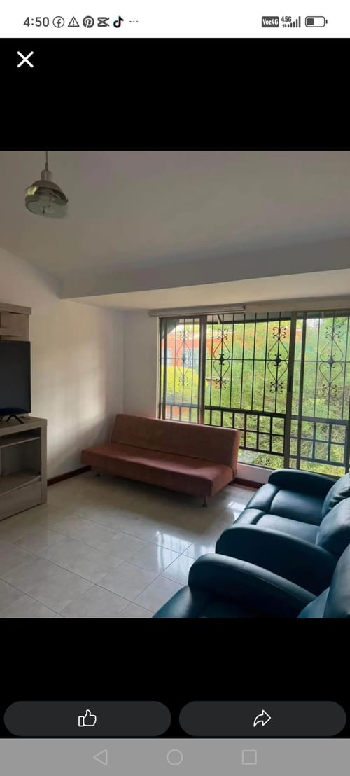 Casa de 4 alcobas en venta en Urbanizacion San Joaquin, Candelaria, 179 m² · foto 3 de 10
