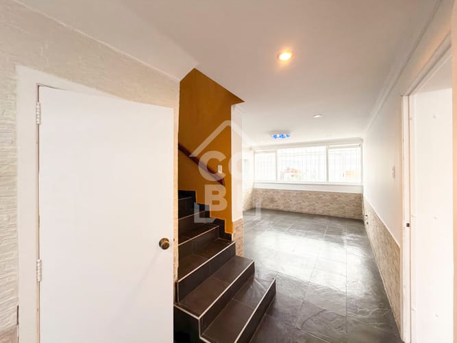 Casa de 5 alcobas en venta en Teusaquillo, Bogotá, 202 m² · foto 3 de 24
