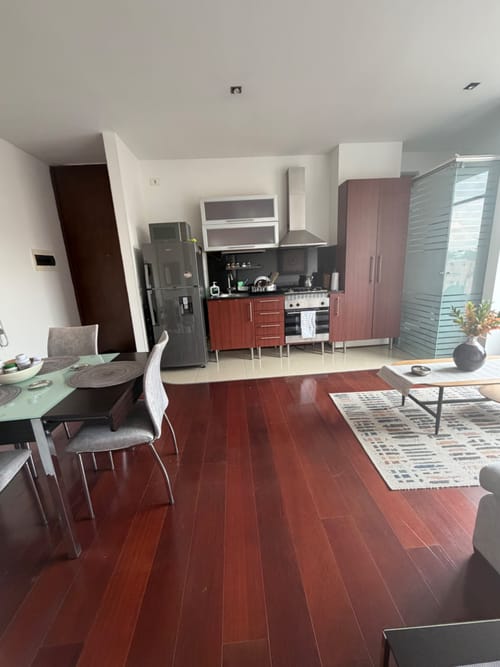 Apartamento de 1 alcoba en arriendo en El Virrey, Bogotá, 63 m² · foto 8 de 16