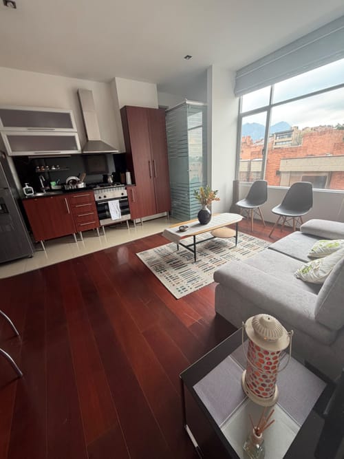 Apartamento de 1 alcoba en arriendo en El Virrey, Bogotá, 63 m² · foto 9 de 16