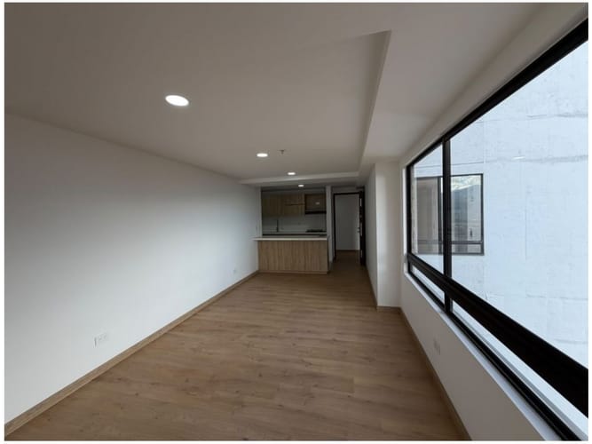 Apartamento de 3 alcobas en venta en Loma Del Indio, Medellín, 101 m² · foto 2 de 17