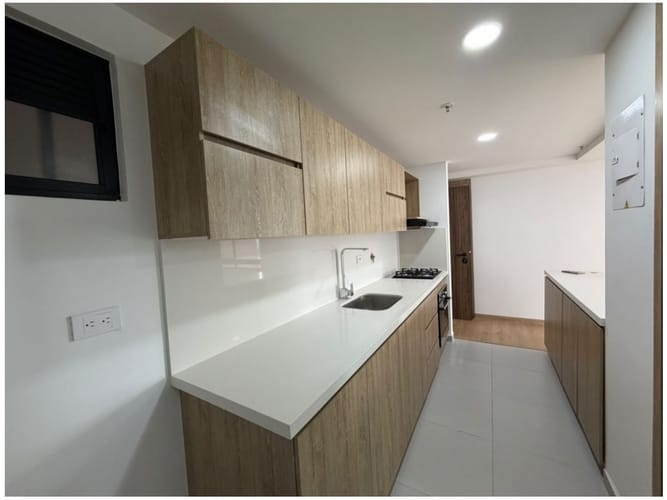 Apartamento de 3 alcobas en venta en Loma Del Indio, Medellín, 101 m² · foto 11 de 17