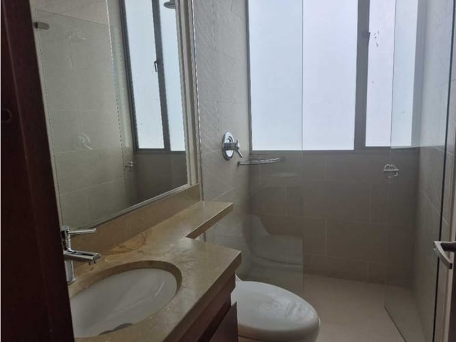 Apartamento de 2 alcobas en venta en El Nogal, Bogotá, 119 m² · foto 12 de 16
