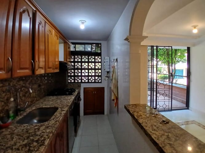 Apartamento de 3 alcobas en venta en Laureles, Medellín, 104 m² · foto 3 de 17
