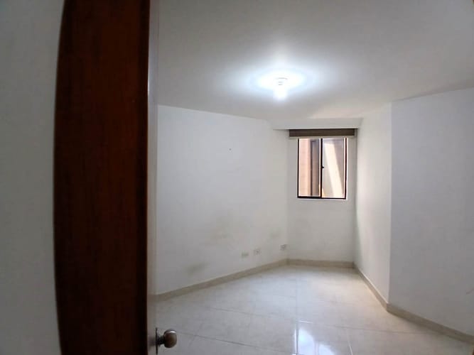 Apartamento de 3 alcobas en venta en Laureles, Medellín, 104 m² · foto 10 de 17