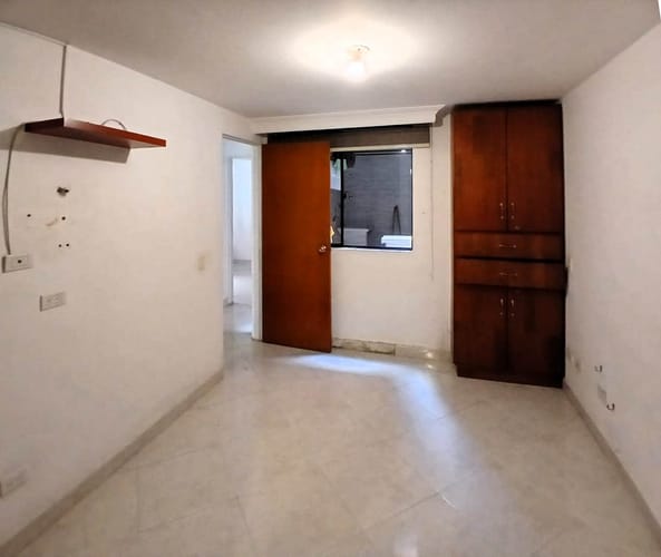 Apartamento de 3 alcobas en venta en Laureles, Medellín, 104 m² · foto 11 de 17