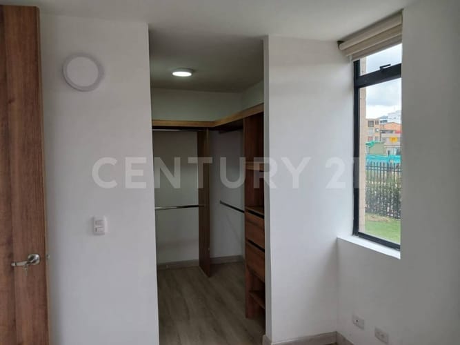Apartamento de 2 alcobas en arriendo en Centro, Cajicá, 41 m² · foto 5 de 10