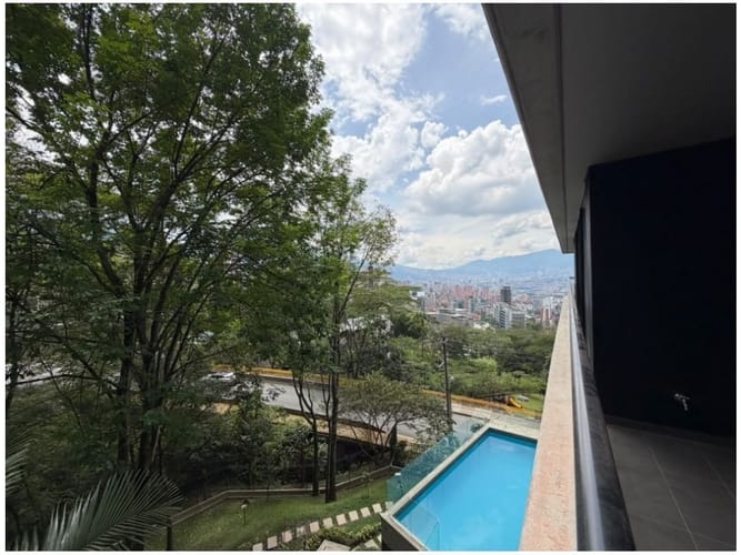 Apartamento de 3 alcobas en venta en Altos Del Poblado, Medellín, 102 m² · foto 14 de 14