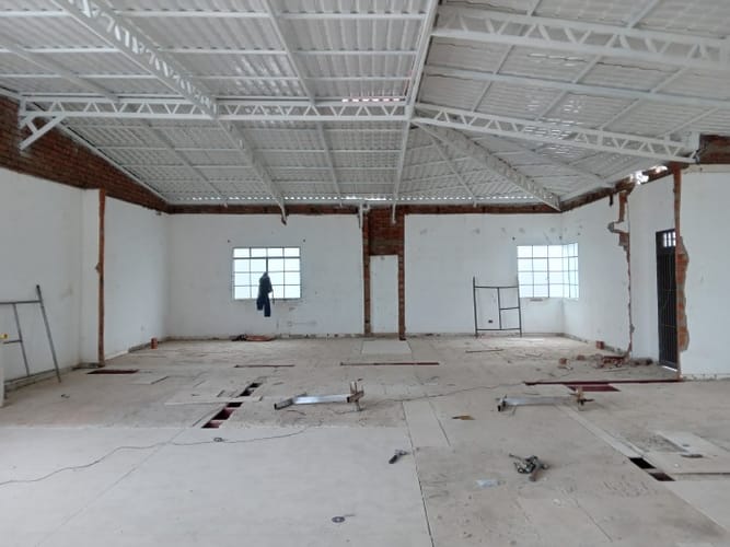 Local en arriendo en Cristales, Cali, 450 m² · foto 3 de 6
