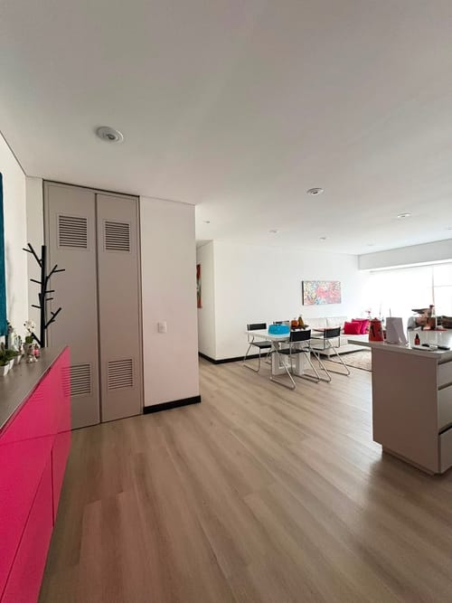 Apartamento de 2 alcobas en arriendo en El Virrey, Bogotá, 95 m² · foto 10 de 15