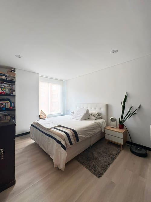 Apartamento de 2 alcobas en arriendo en El Virrey, Bogotá, 95 m² · foto 12 de 15