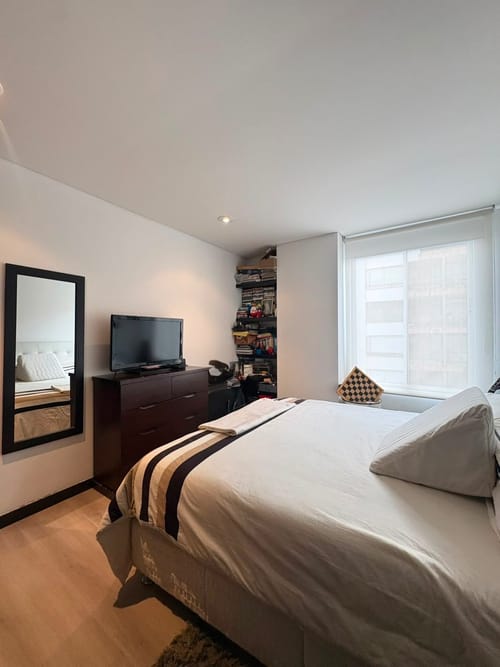 Apartamento de 2 alcobas en arriendo en El Virrey, Bogotá, 95 m² · foto 11 de 15