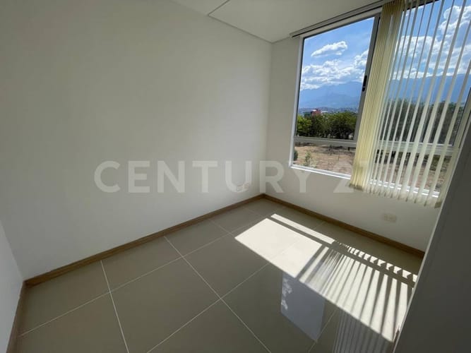 Apartamento de 3 alcobas en arriendo en Quintas De Don Simon, Cali, 110 m² · foto 5 de 24